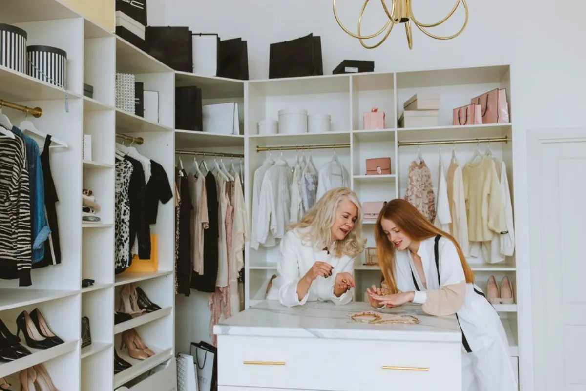 capsule wardrobe